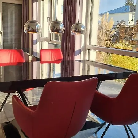 70 Qm Grosses Apartment Mit Fuer Hunde Geeignetem Garten Zwischen Potsdam Und Berlin *