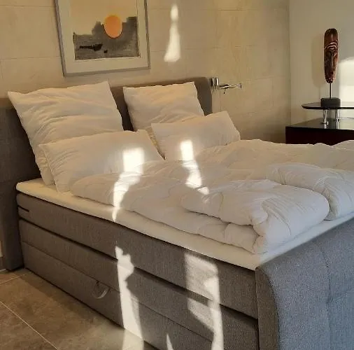 شقة 70 Qm Grosses Apartment Mit Fuer Hunde Geeignetem Garten Zwischen Potsdam Und Berlin *