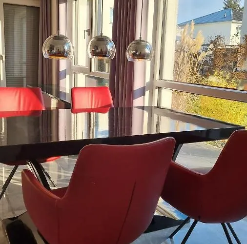 70 Qm Grosses Apartment Mit Fuer Hunde Geeignetem Garten Zwischen Potsdam Und Berlin *