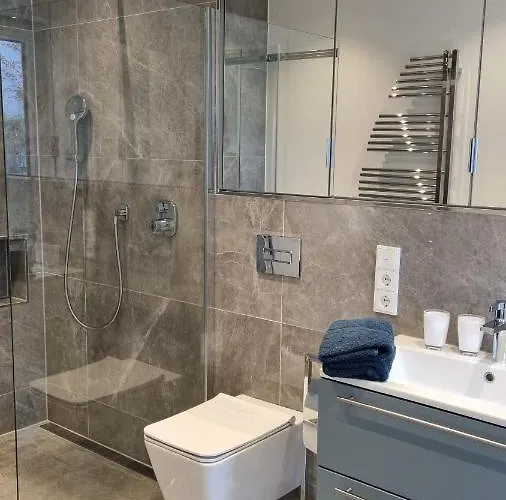 70 Qm Grosses Apartment Mit Fuer Hunde Geeignetem Garten Zwischen Potsdam Und Berlin Stahnsdorf